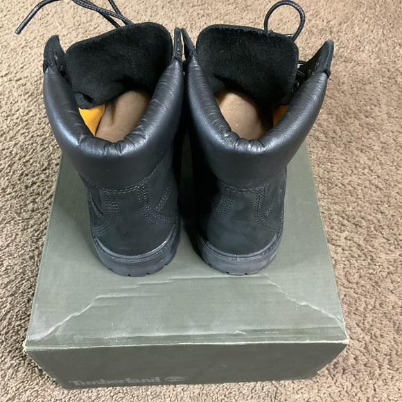 Timberland Black Work Boots with Padded Ankle Collar - Picture 4 of 5